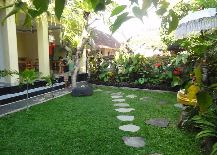 Donald Ubud
